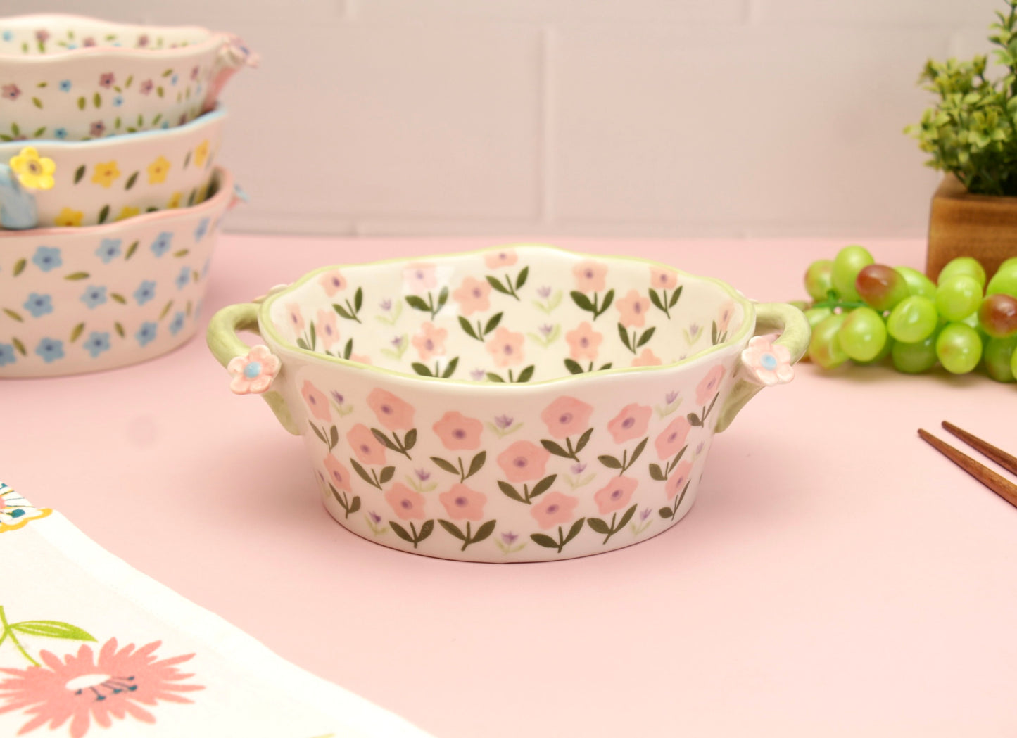 'Periwinkle' Ceramic Bowls - Green/Pink