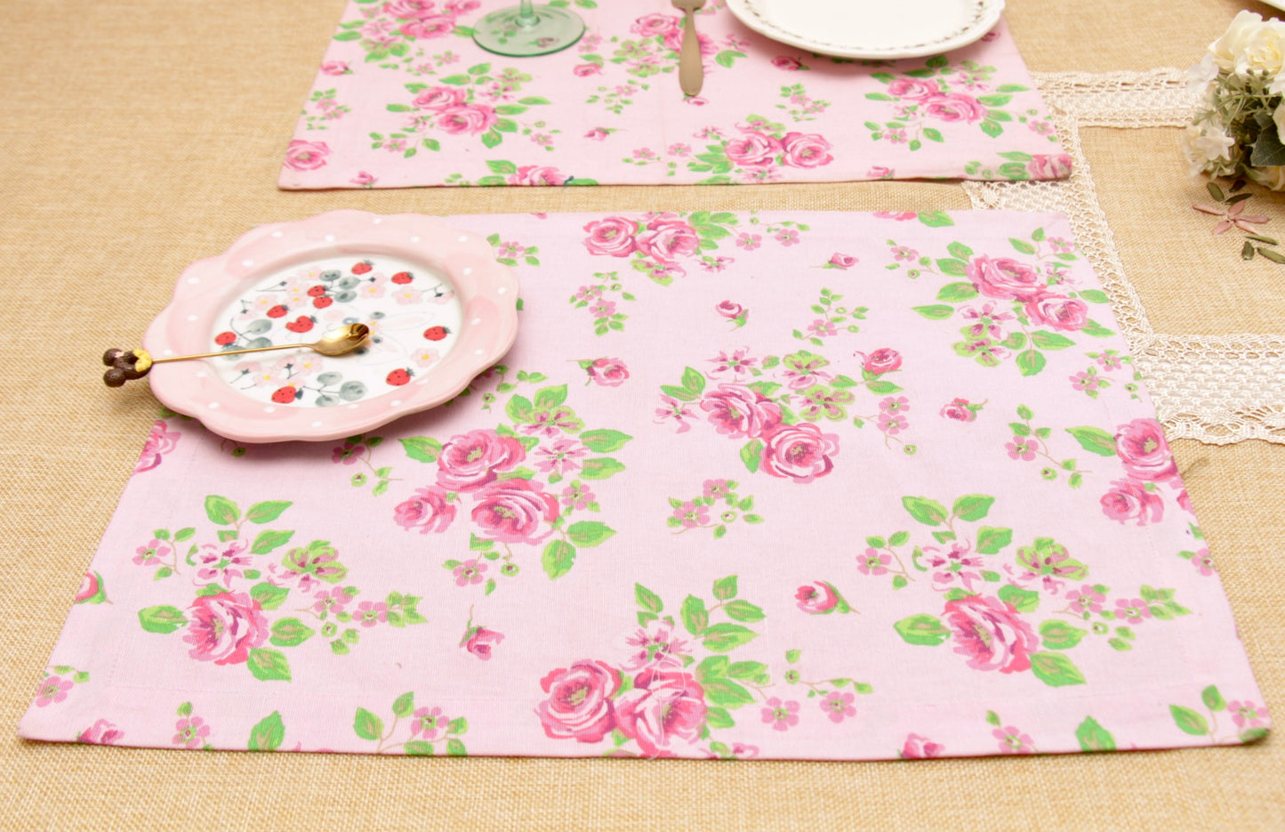 'Pink Roses' Floral Placemats - Set of 2