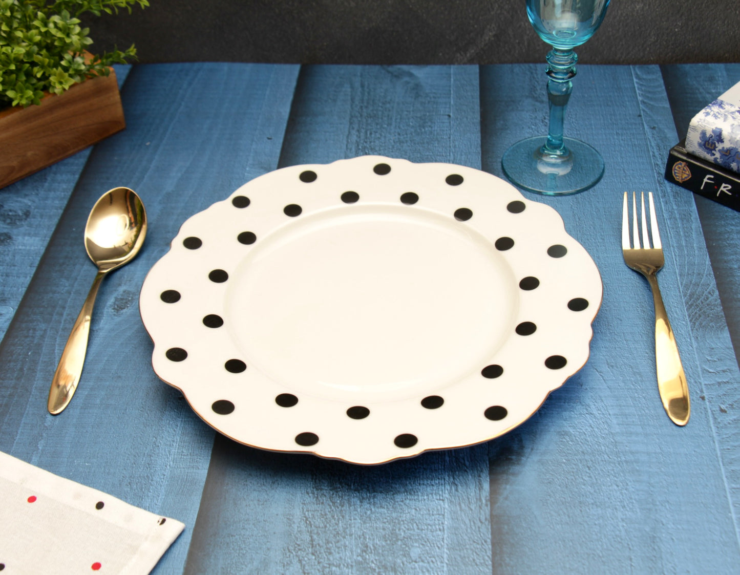 'Alice' Ceramic Dinner plate - Black Polka Dots