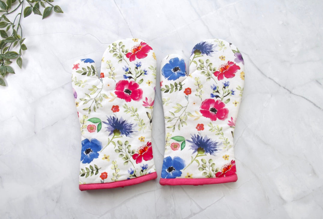 'Pixie Petals' Oven Mittens Set of 2