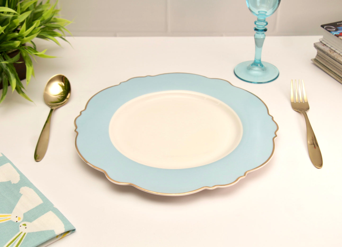 'Alice' Ceramic Dinner plate - Aqua