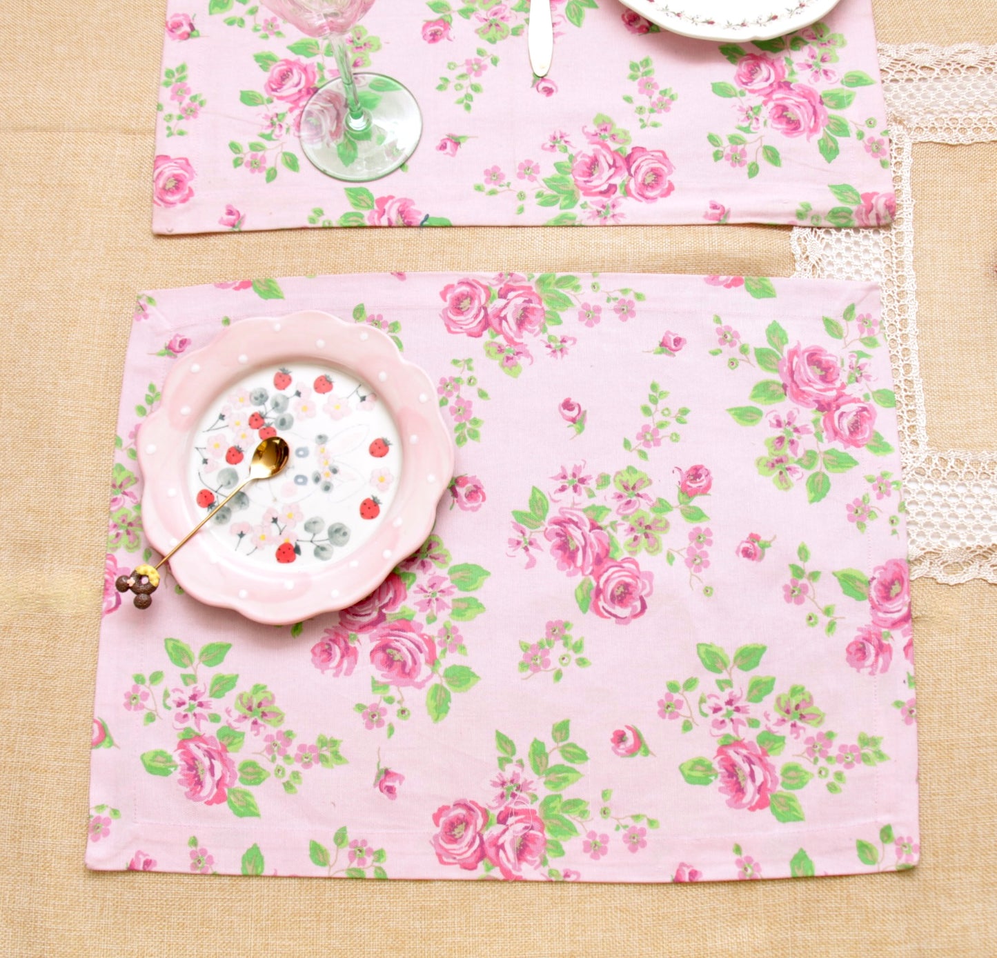 'Pink Roses' Floral Placemats - Set of 2