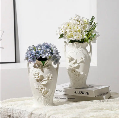 'Daisy' White Ceramic Vase