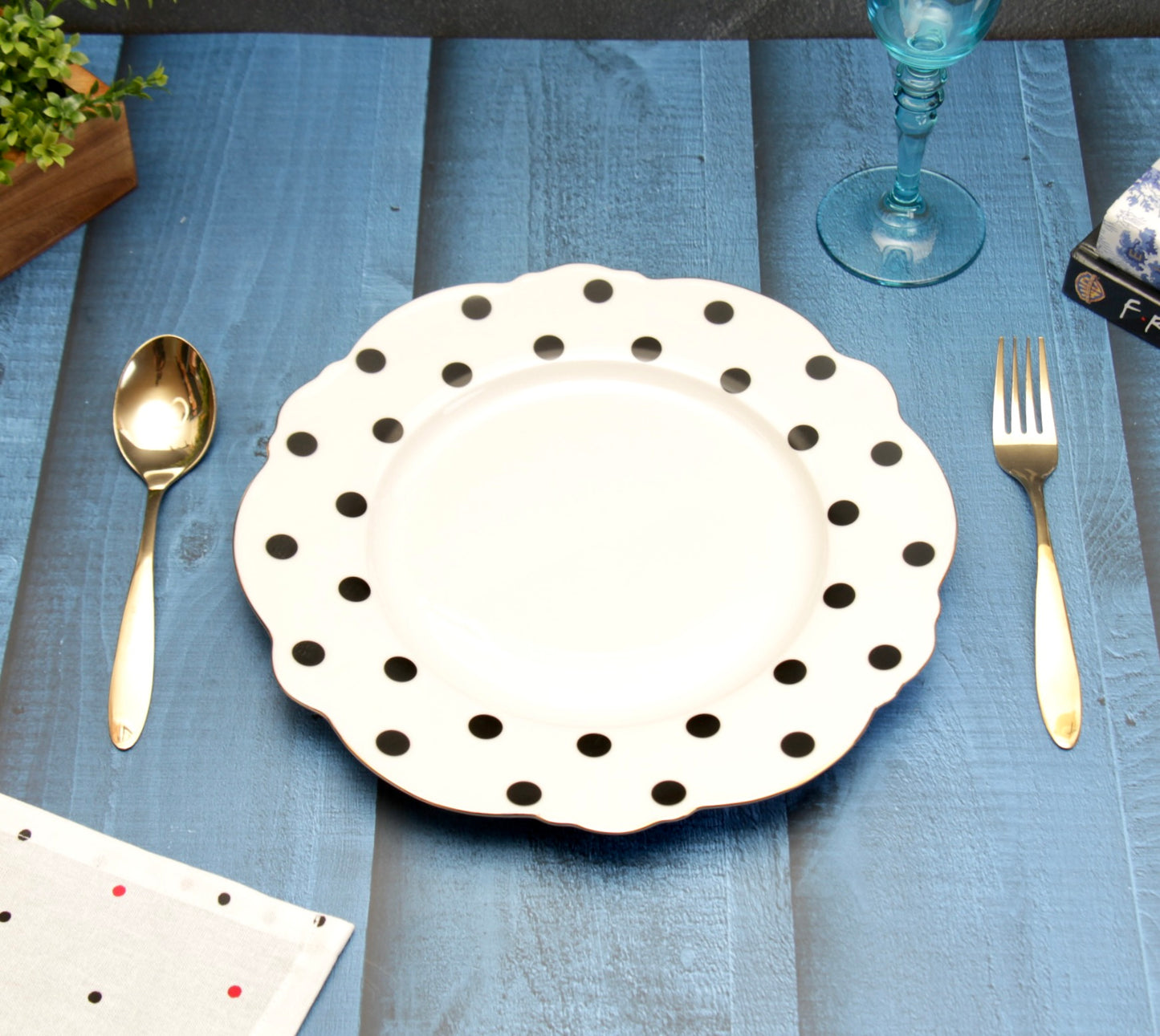 'Alice' Ceramic Dinner plate - Black Polka Dots