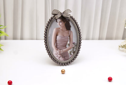 'Cassandra' Photo Frame