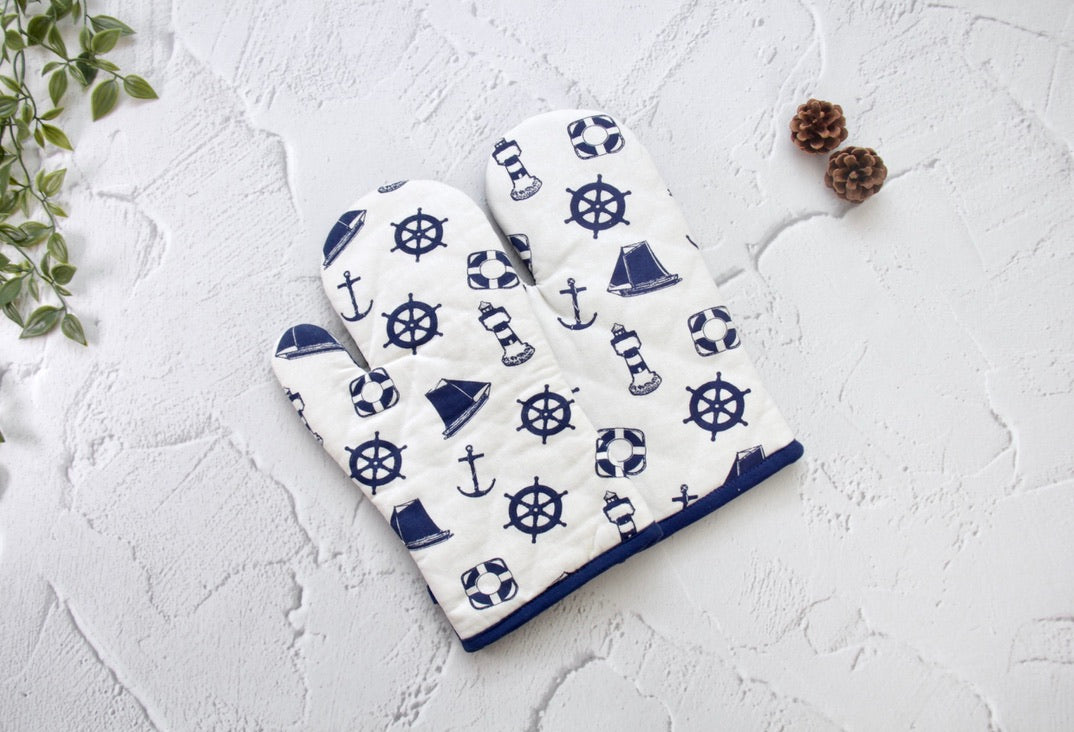 'Nautica' Oven Mittens Set of 2