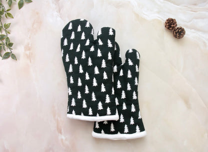 'Pine Trees' Oven Mittens Set of 2