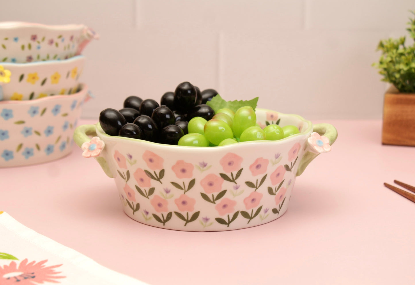 'Periwinkle' Ceramic Bowls - Green/Pink