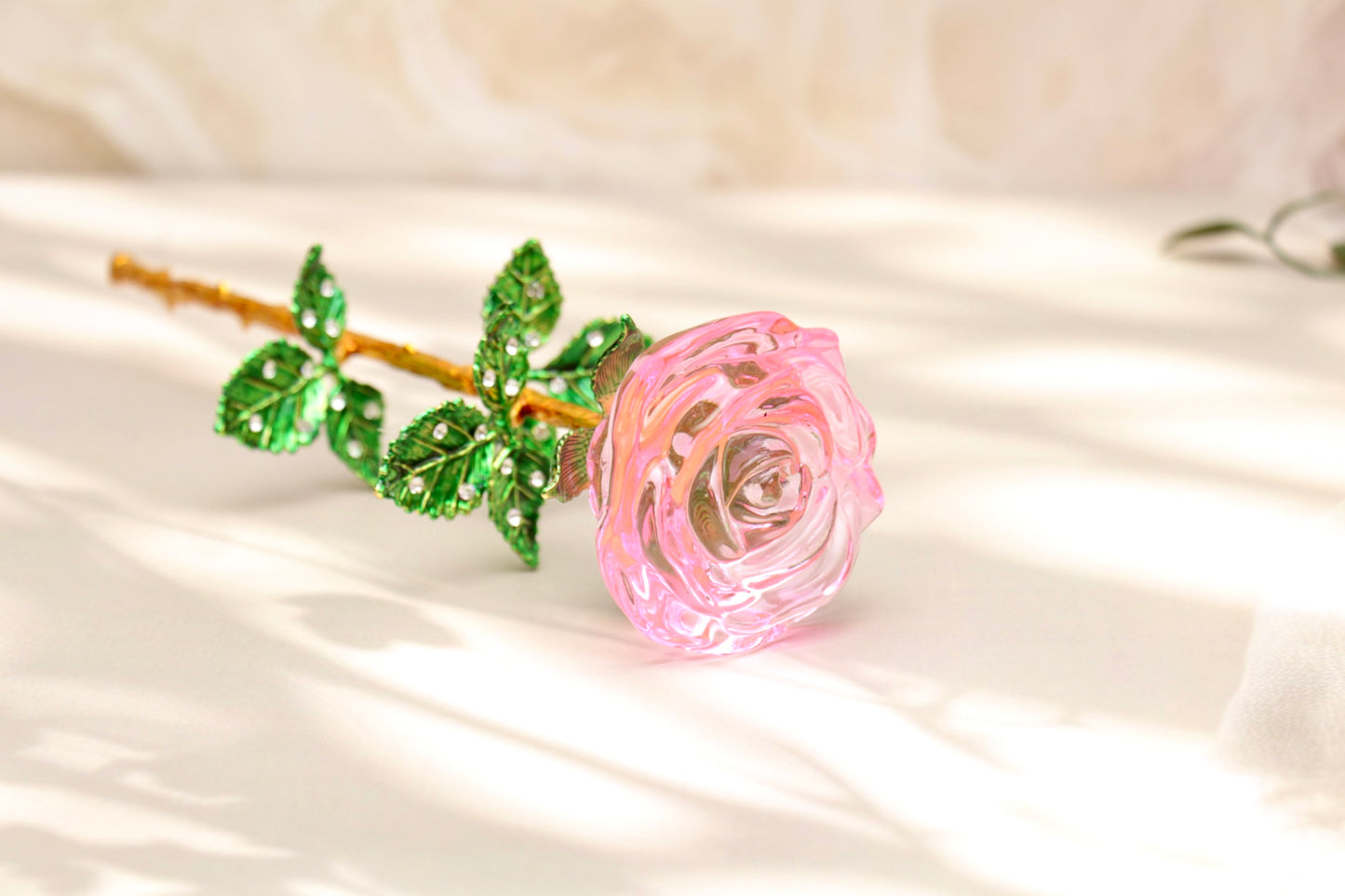 'Primrose' Crystal Rose w Vase - Pink
