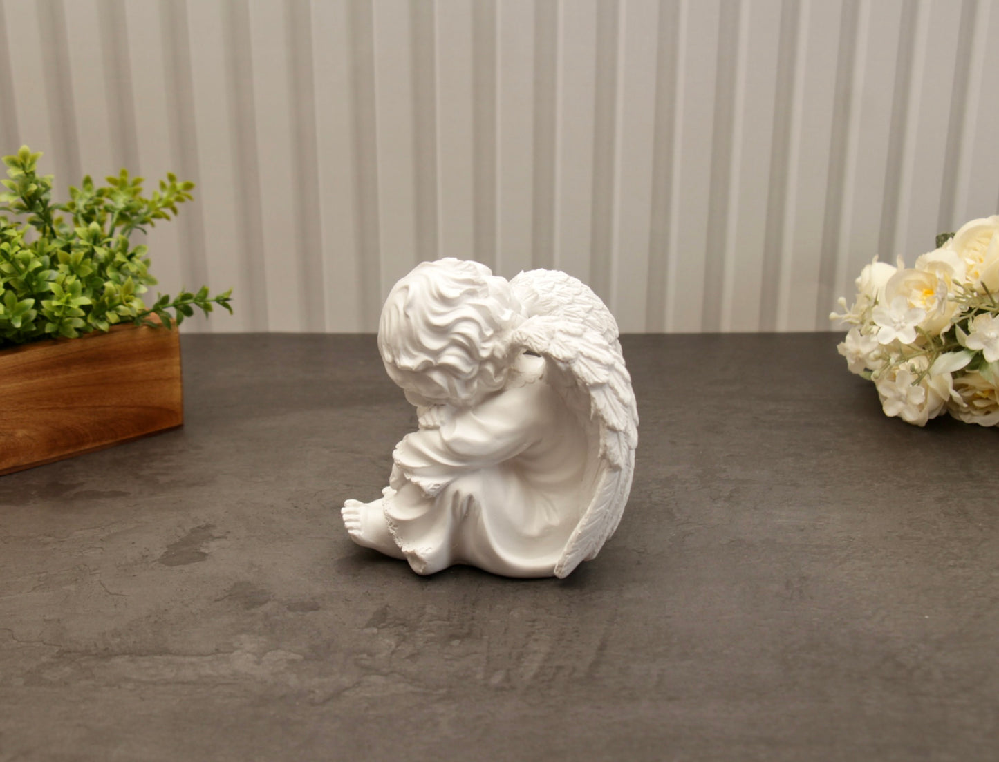 Baby Angel Sitting - Set of 2