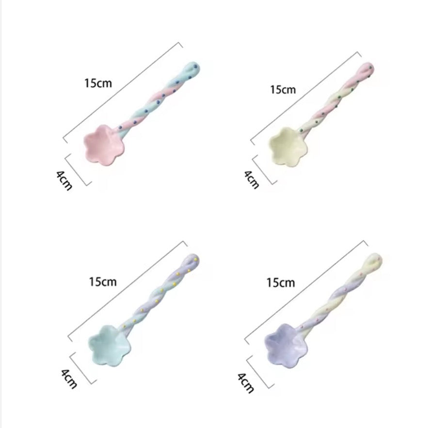 'Daisy' Ceramic Spoon, Pink