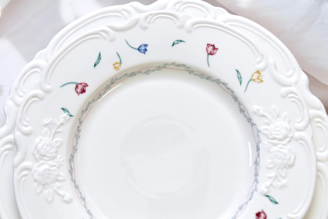 'Wisteria' Ceramic Dinner Plate, 10 Inches