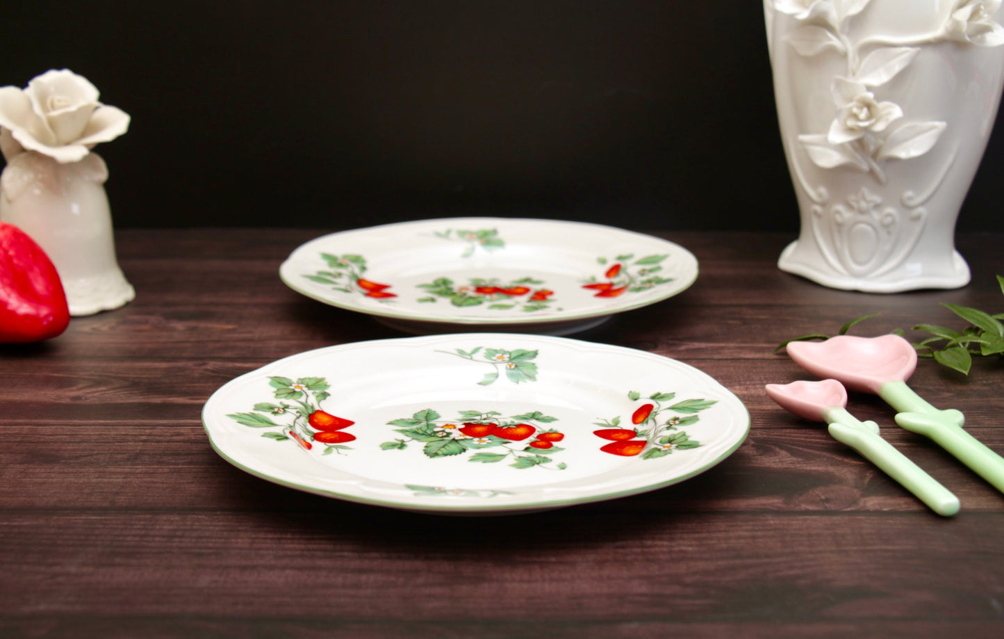 'Strawberry Blossom' Ceramic Dessert Plate