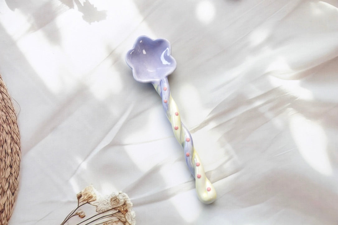 'Daisy' Ceramic Spoon, Blue