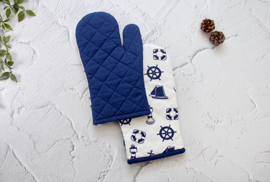 'Nautica' Oven Mittens Set of 2