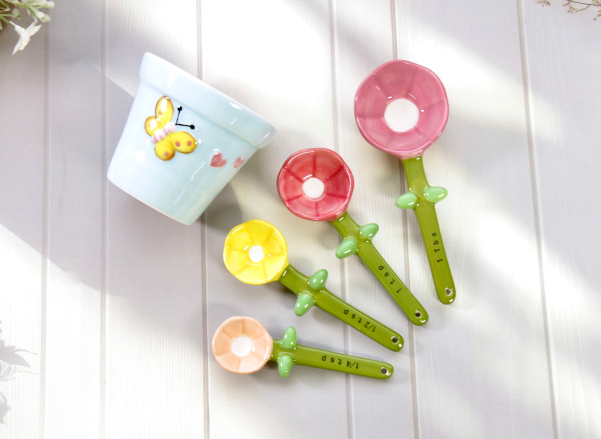 'The Petal Pot' Ceramic Measuring Spoons Set