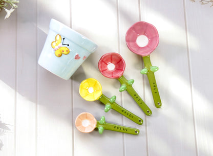 'The Petal Pot' Ceramic Measuring Spoons Set