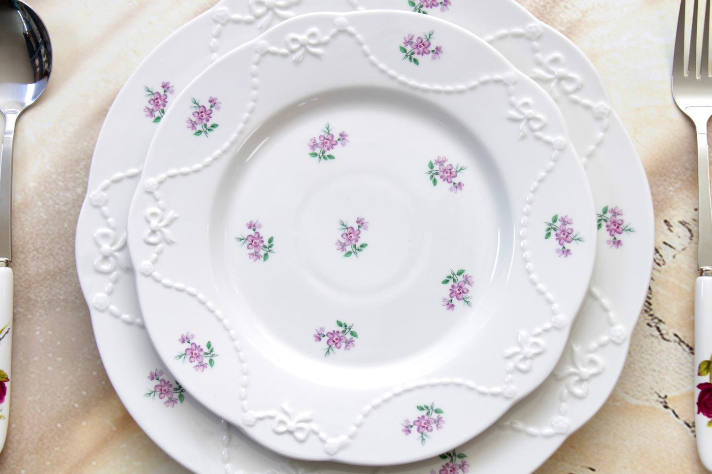 'Lavender Belle' Ceramic Dinner Plate | 10 Inches