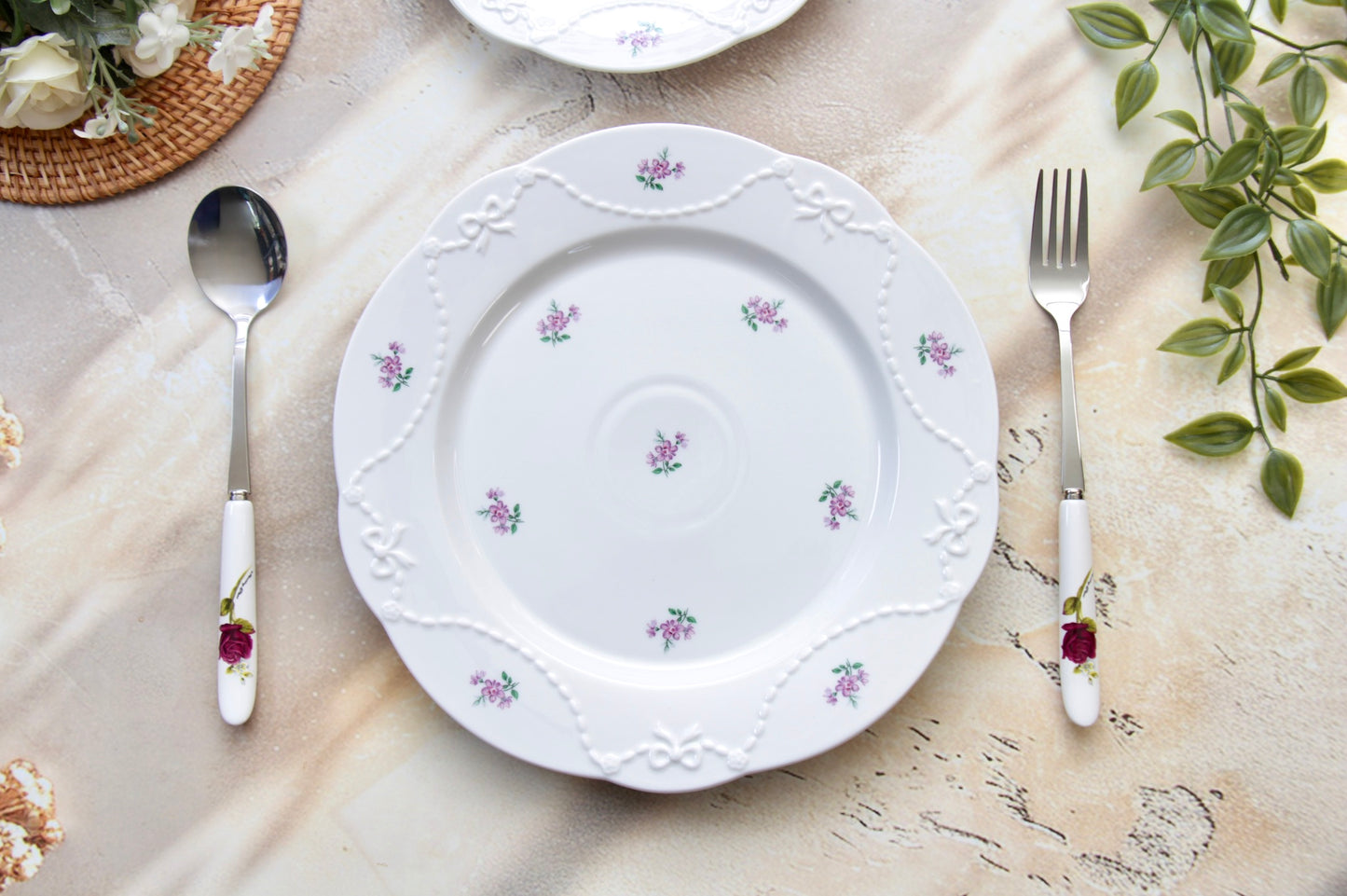 'Lavender Belle' Ceramic Dinner Plate | 10 Inches