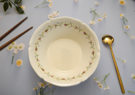 'Garland Roses' Ceramic Bowl - Peppylittlethings.com