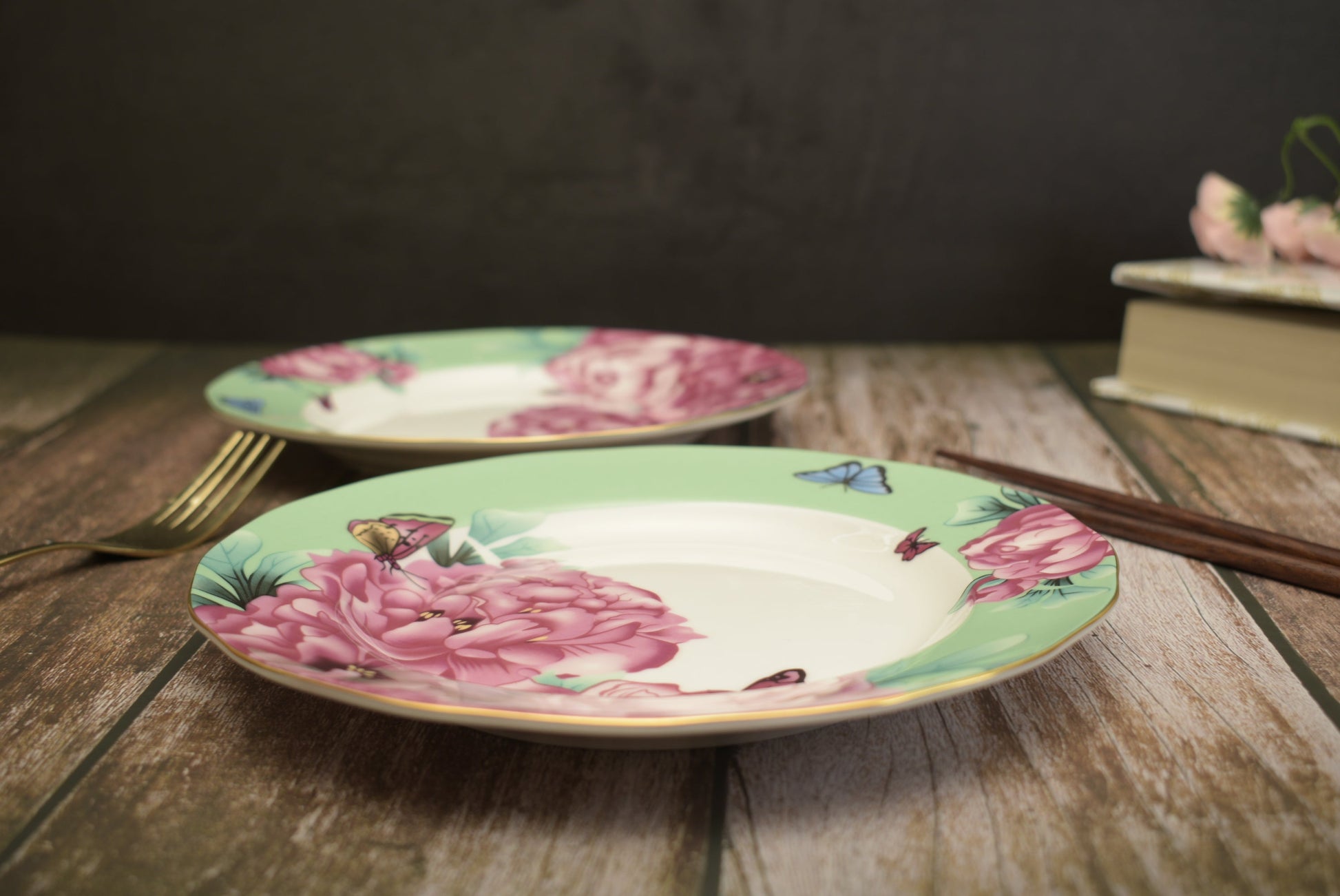 'Ivy' Green Floral Dessert Plate - Peppylittlethings.com