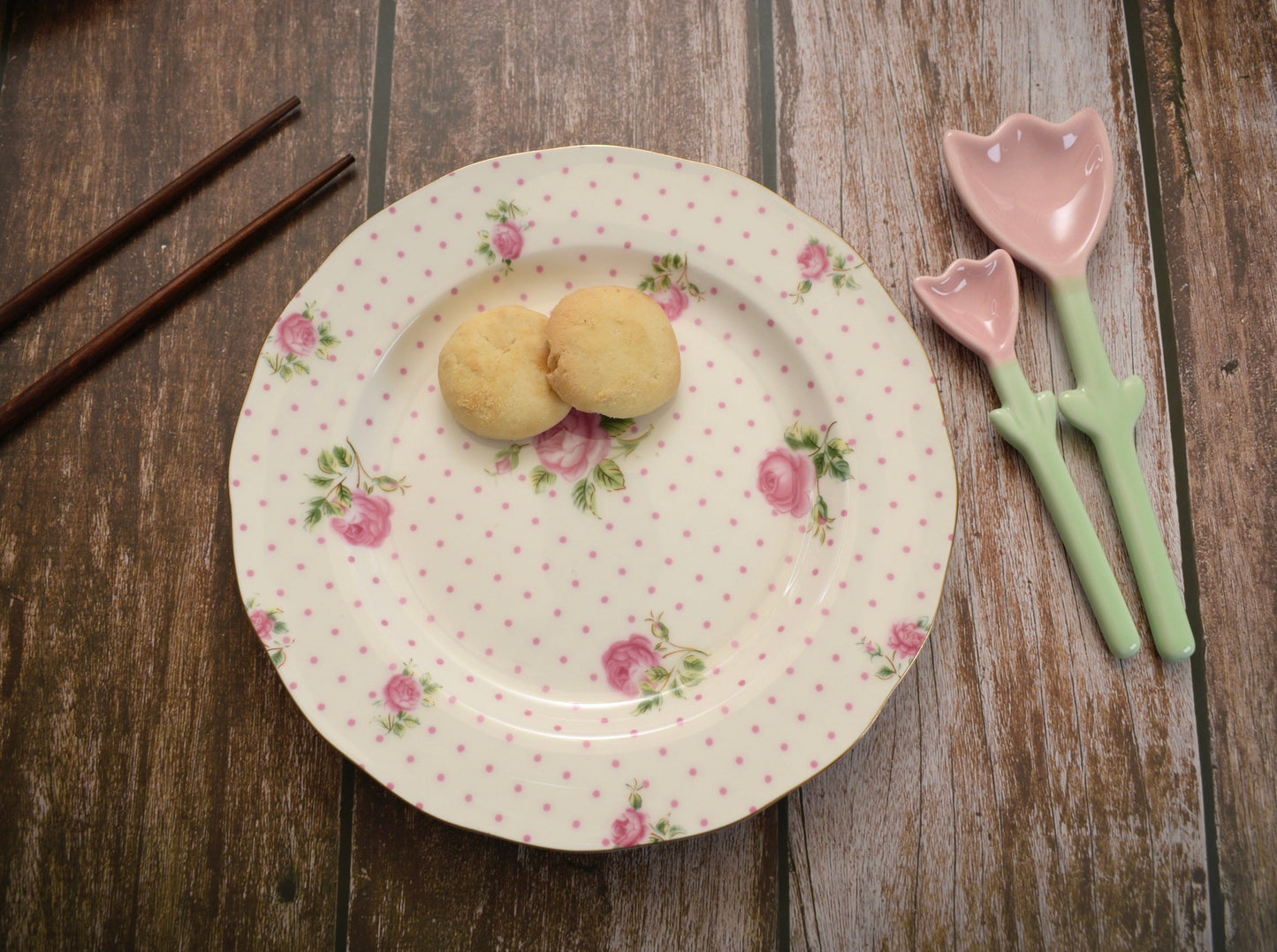 'Ivy' Pink Polka Dot Dessert Plate - Peppylittlethings.com