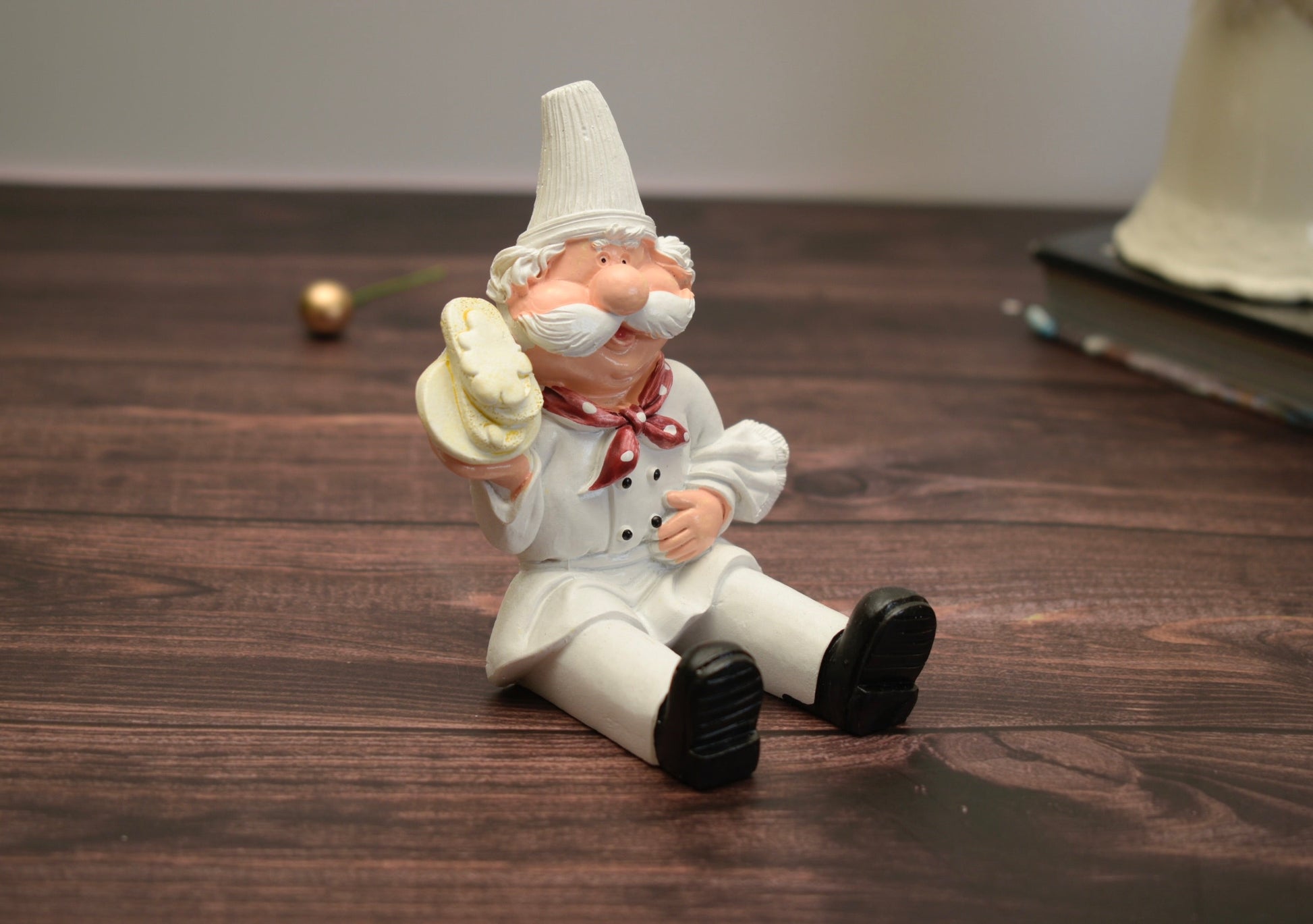 'Little chef' Phone Holder - Peppylittlethings.com