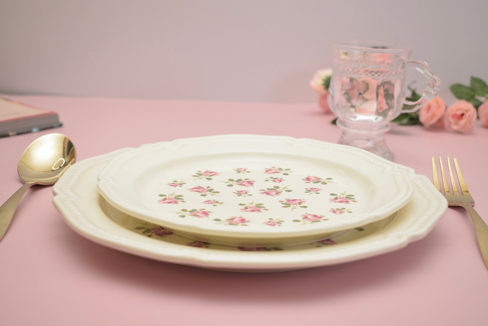 'Roses' Roses Ceramic Side Plate - Peppylittlethings.com