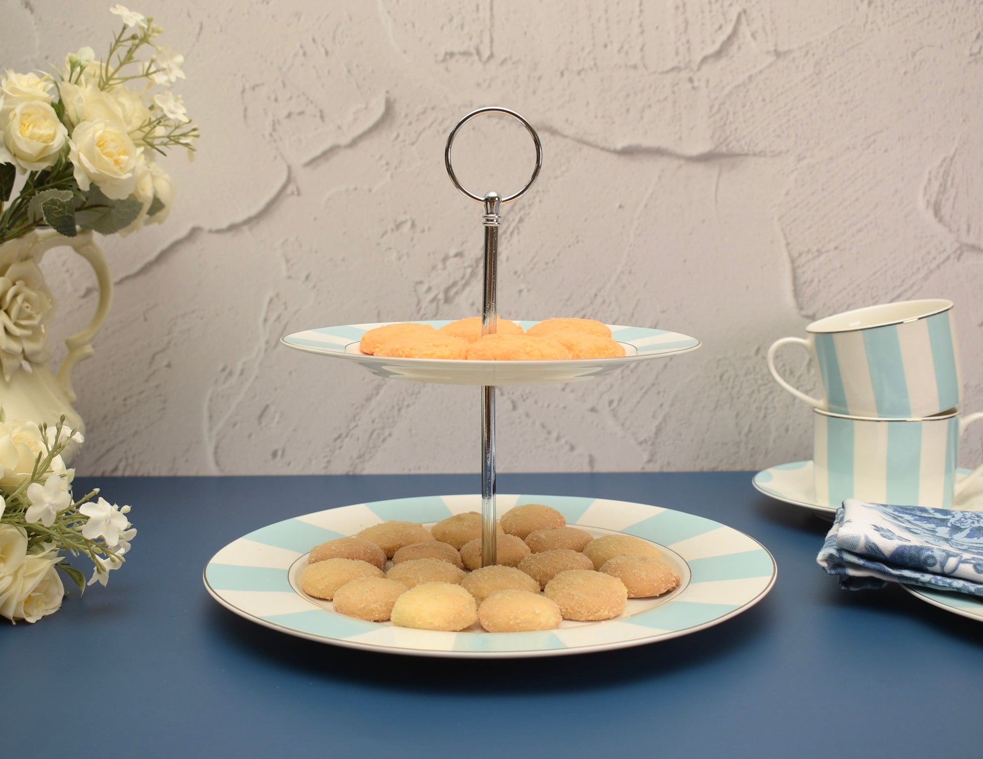 'Tiffany' 2 Tier Cake Stand - Peppylittlethings.com