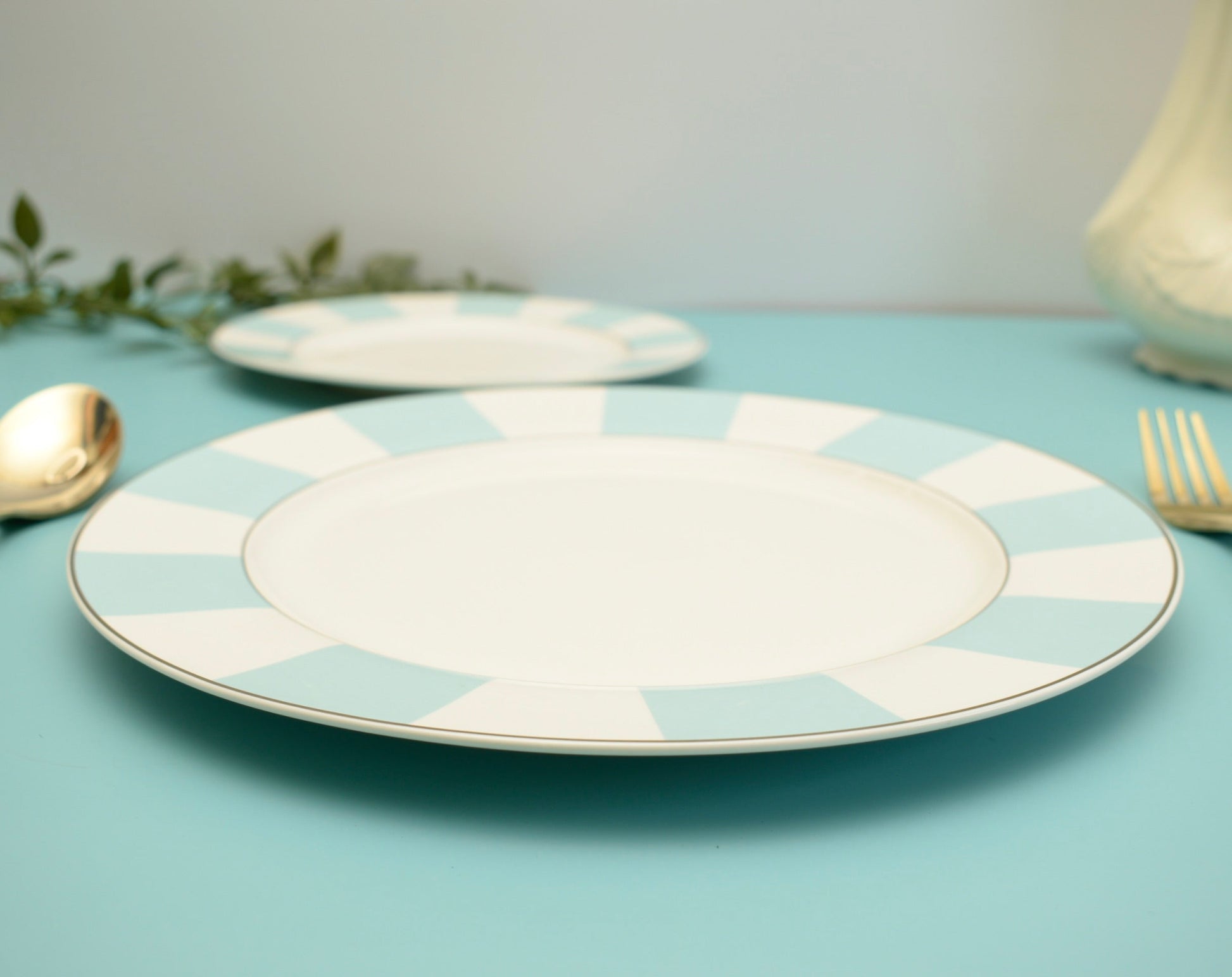 'Tiffany' Bone China Dinner Plate - Peppylittlethings.com